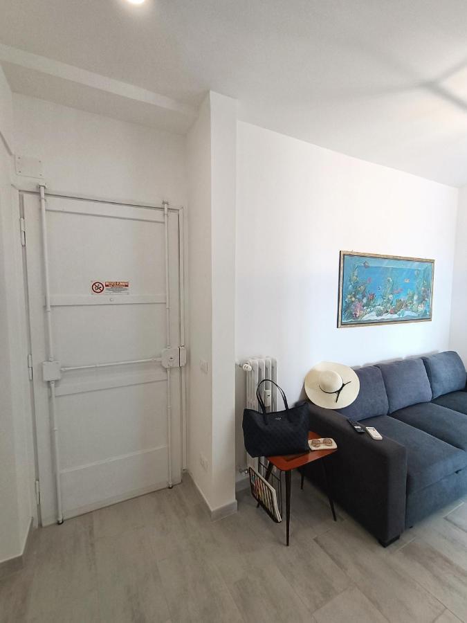 Ferienwohnung La Terrazza Sull'Appia By Hostand Rom Exterior foto