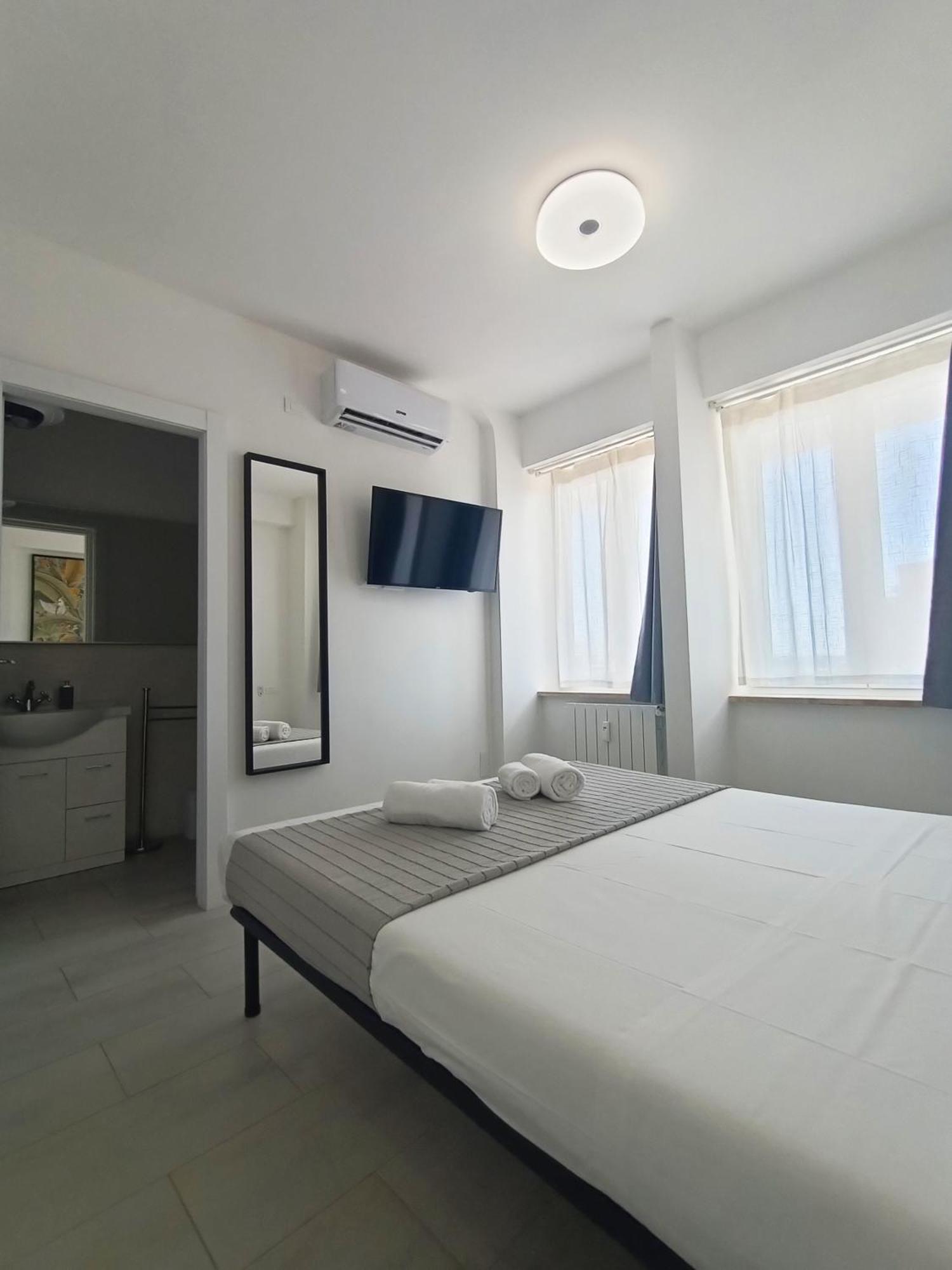 Ferienwohnung La Terrazza Sull'Appia By Hostand Rom Exterior foto